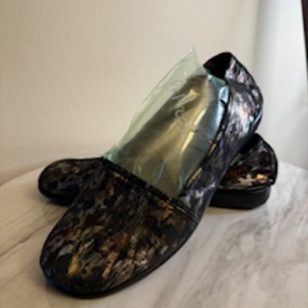 Michelle D Flats